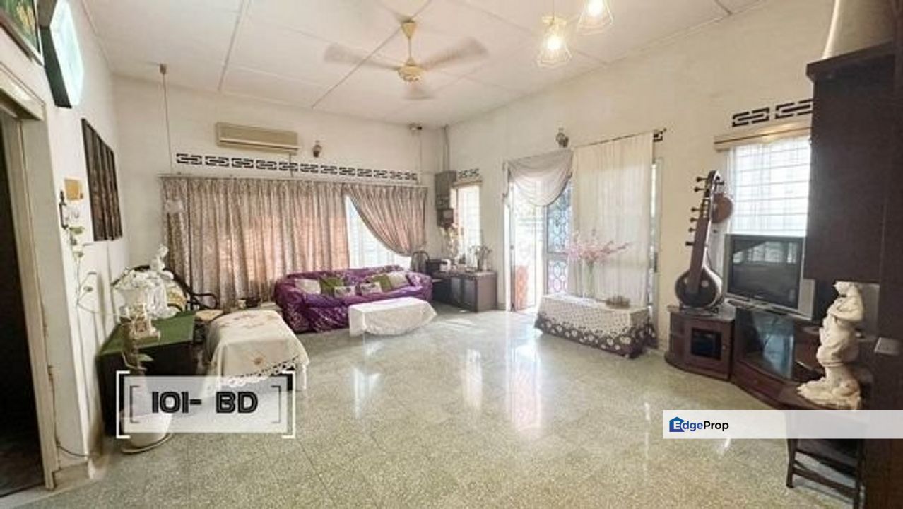 1.5 Storey Bungalow @ Raja Uda Klang, Selangor, Port Klang