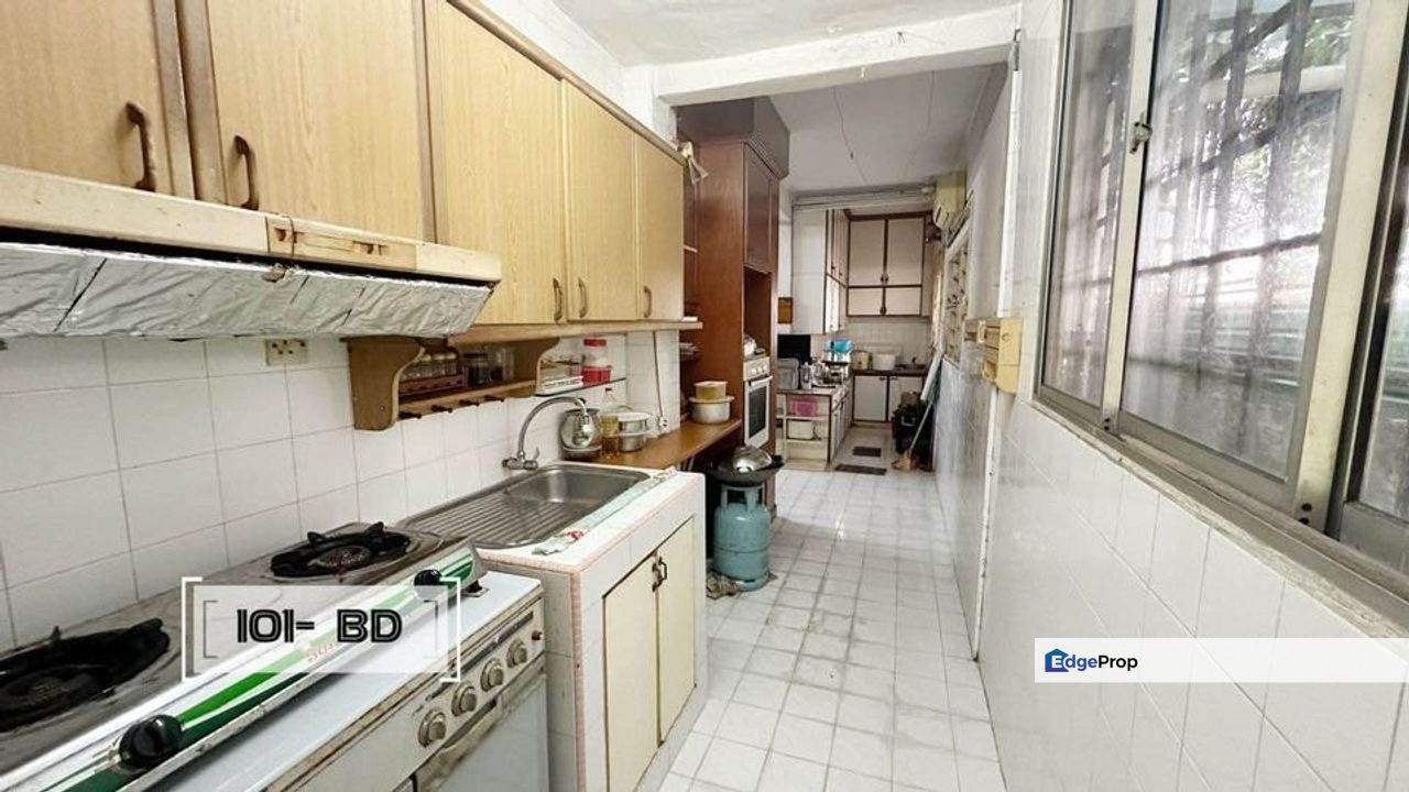1.5 Storey Bungalow @ Raja Uda Klang, Selangor, Port Klang