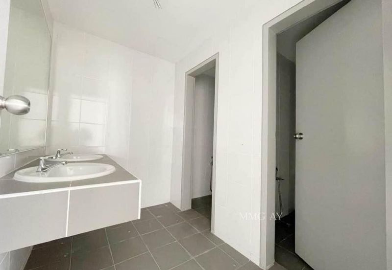 Bandar Bukit Raja @Taipan