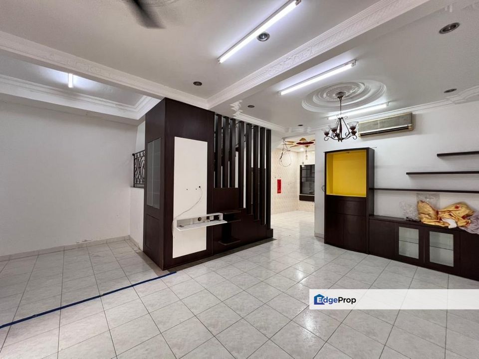 Jalan Pesona 1x Johor Bahru Double Storey House Sale Gaya Tebrau , Johor, Ulu Tiram