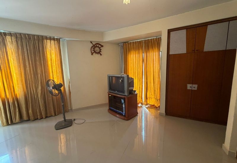 Aloha Tower Condominium