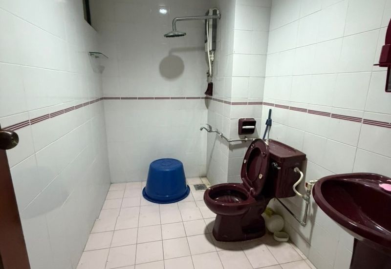 Aloha Tower Condominium