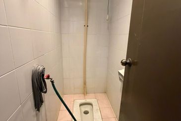 Aloha Tower Condominium