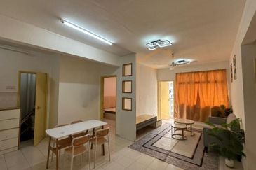 Villa Krystal, Bandar Selesa Jaya