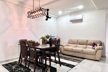 Aloha Tower Condominium