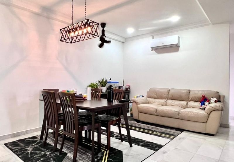 Aloha Tower Condominium