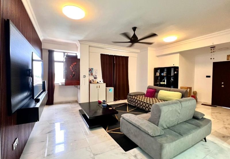 Aloha Tower Condominium