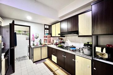 Aloha Tower Condominium