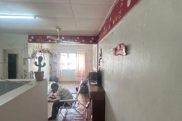 Pangsapuri Sri Ilham, Bandar Baru Seri Alam