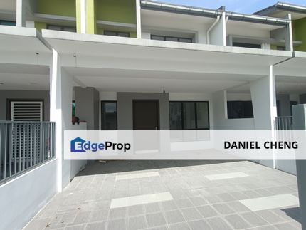 2 Storey Intermediate Terrace in Rawang, Selangor, Bandar Country Homes