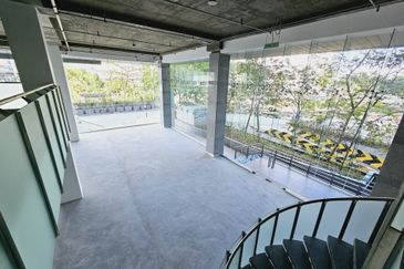 Petaling Jaya, PJ Showroom, Near to Federal