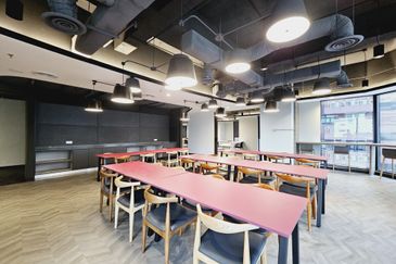 Menara HLX (formerly Menara HLA)