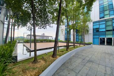 Cyberjaya Enbloc Office Building for Sale