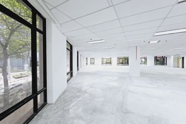 Menara HLX (formerly Menara HLA)