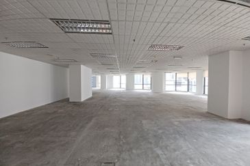 Menara HLX (formerly Menara HLA)