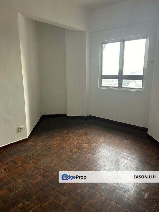 Dwi Mahkota 2 Bedroom Unit For Sale, Johor, Johor Bahru