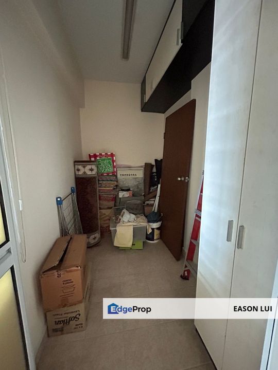 Molek Pine 1 3 Bedroom Unit For Sale, Johor, Johor Bahru