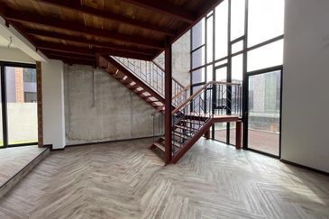 Cube On Hill ( Taman Bukit Pulai )