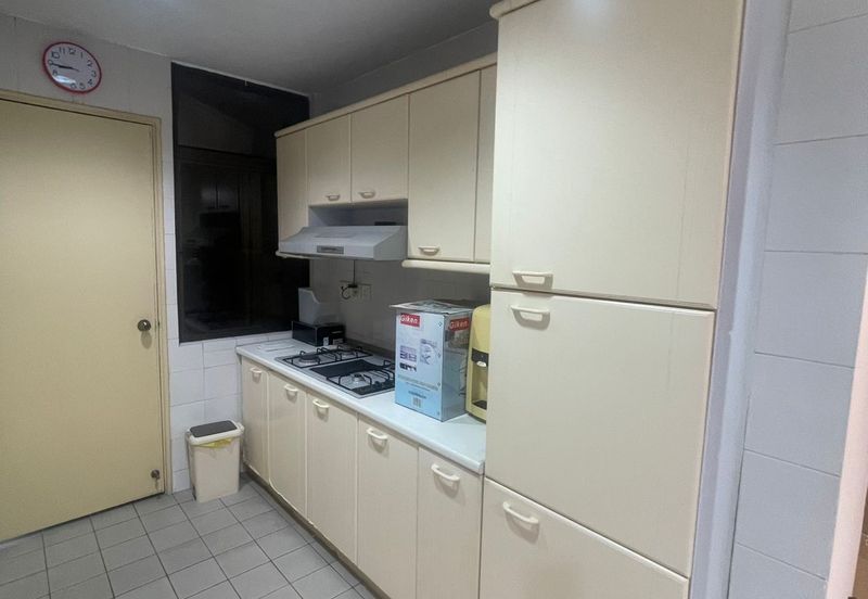 Aloha Tower Condominium