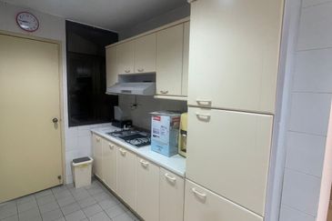 Aloha Tower Condominium