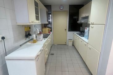 Aloha Tower Condominium