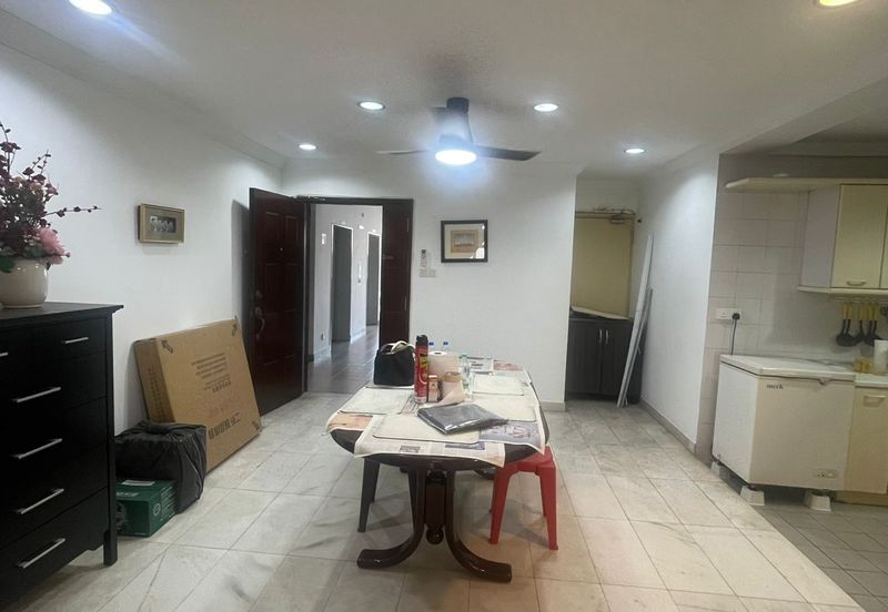 Aloha Tower Condominium