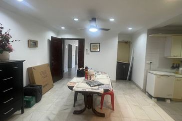 Aloha Tower Condominium