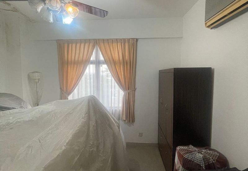 Aloha Tower Condominium