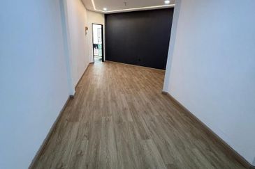 Taman Nusaria - Flat For Sale