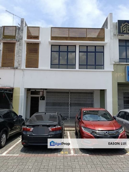 For Sale/ Jalan Jambu Bol, Kulai/ 2 Stry Shop Lot , Johor, Kulai