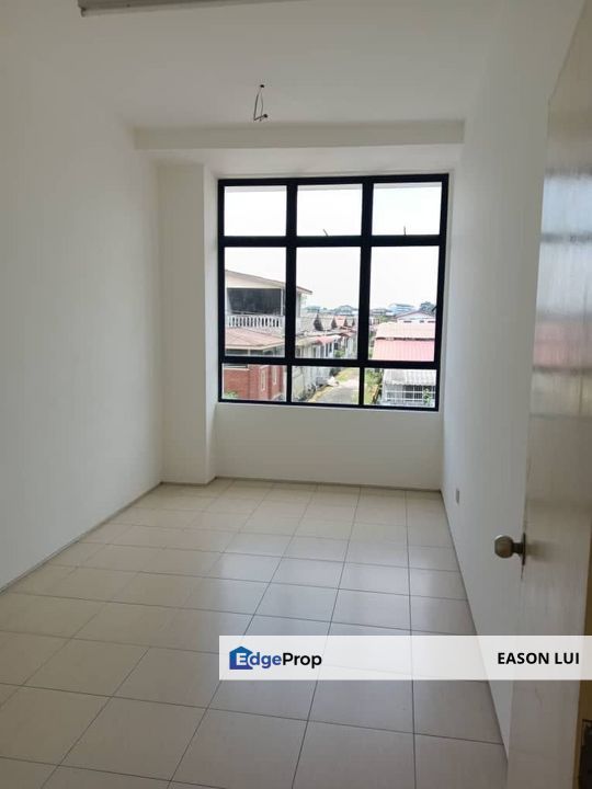 For Sale/ Jalan Jambu Bol, Kulai/ 2 Stry Shop Lot , Johor, Kulai