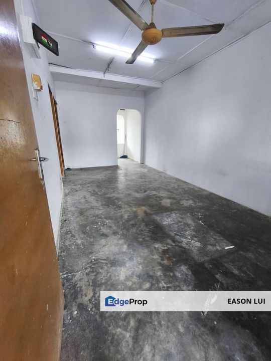 Jalan pertanian 1/taman university/1stry low cost, Johor, Skudai