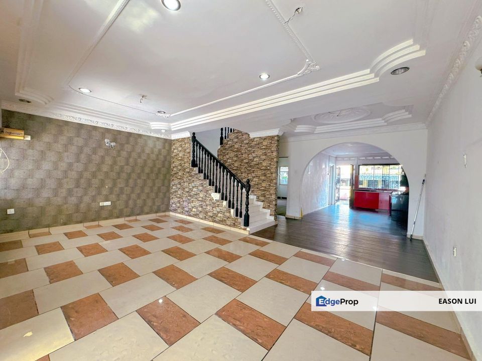 Taman Sentosa/ Jln Benang 3 / 2 Stry Storey House, Johor, Johor Bahru