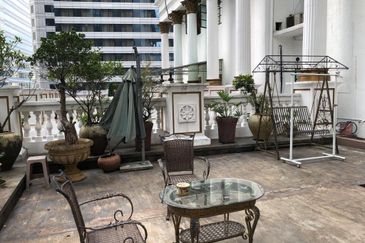 Corinthian Condominium