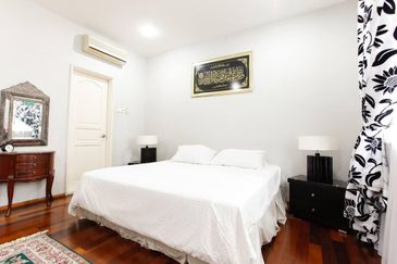 Corinthian Condominium