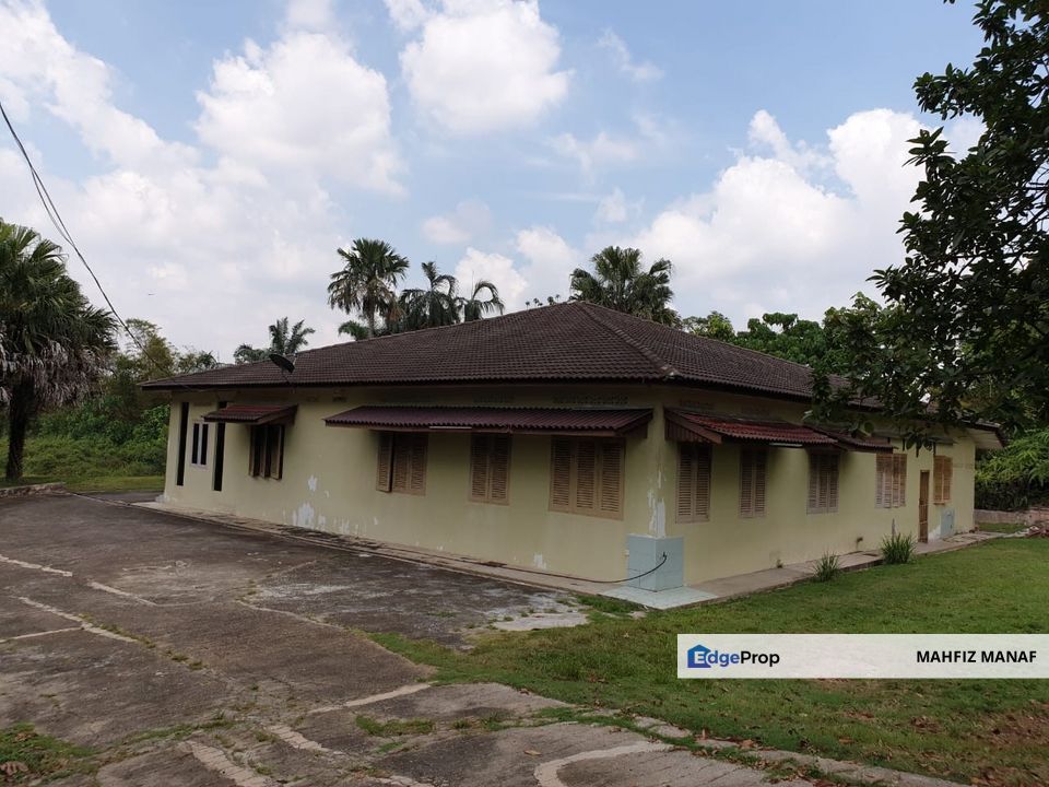 Kampung Kubu Gajah, Selangor, Sungai Buloh