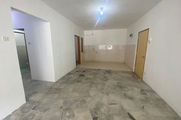 Putra Permai Apartment