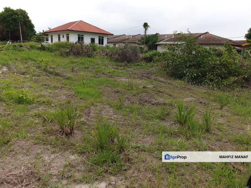 Banglow Land , Taman Labu Lanjut, Sepang, Selangor, Sepang