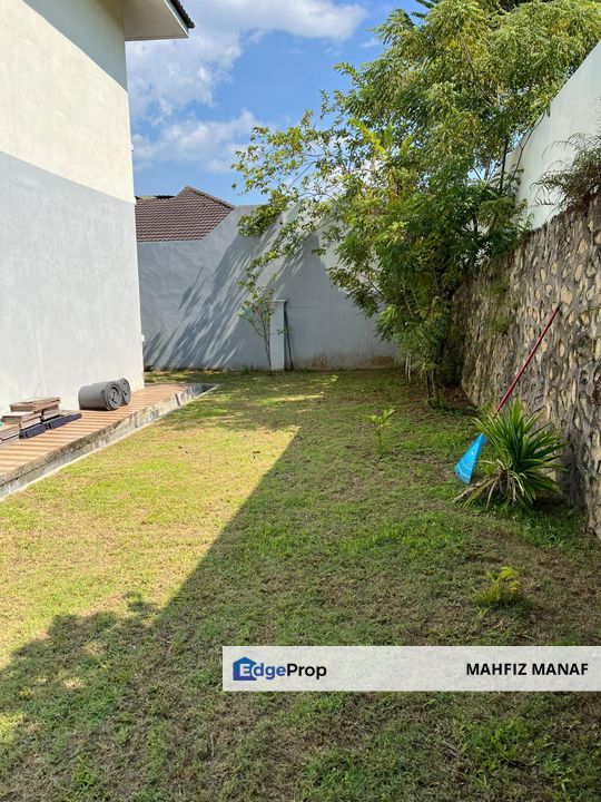 Bungalow House For Sale, Nilai, Negeri Sembilan, Negeri Sembilan, Nilai