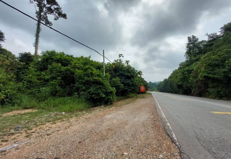  Tanah untuk Dijual,Tepi Jalan Utama KL-Kuantan