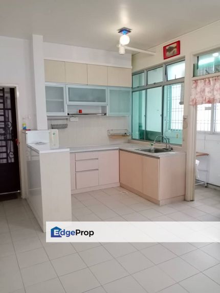 Austin Perdana Lake View Suites,3B2B,894sqft, Johor, Johor Bahru