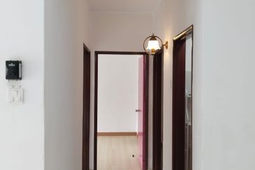 Menara Jade (Jade Tower), Taman Bukit Indah