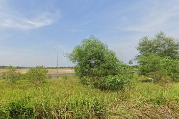 West Port, Pulau Indah