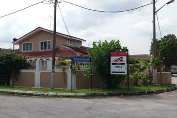 Single Storey Intermediate Terrace House - Jalan 20 - Taman Mujur - Klang
