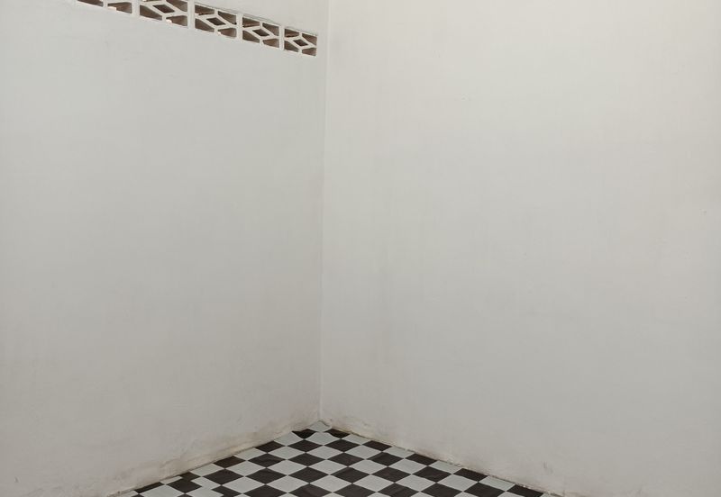 Single Storey Intermediate Terrace House - Jalan 20 - Taman Mujur - Klang