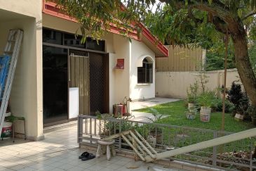 2 Storey Bungalow - Paramount Garden - Petaling Jaya - Selangor