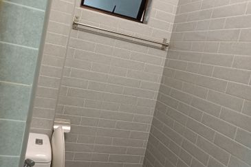 2 Storey Intermediate Terrace - Jalan Megah 25 - Taman Sri Mudah