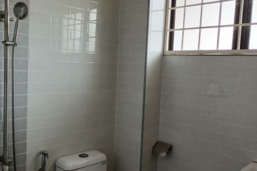 2 Storey Intermediate Terrace - Jalan Megah 25 - Taman Sri Mudah