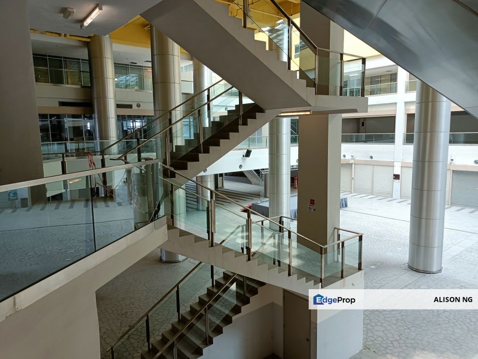 Kompleks Metro Pudu- Walking Distance to Chan Sow Lin LRT Station - Retail Kiosk - Fraser Business Park - Pudu, Kuala Lumpur, Pudu