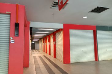 Kompleks Metro Pudu- Walking Distance to Chan Sow Lin LRT Station - Retail Kiosk - Fraser Business Park - Pudu